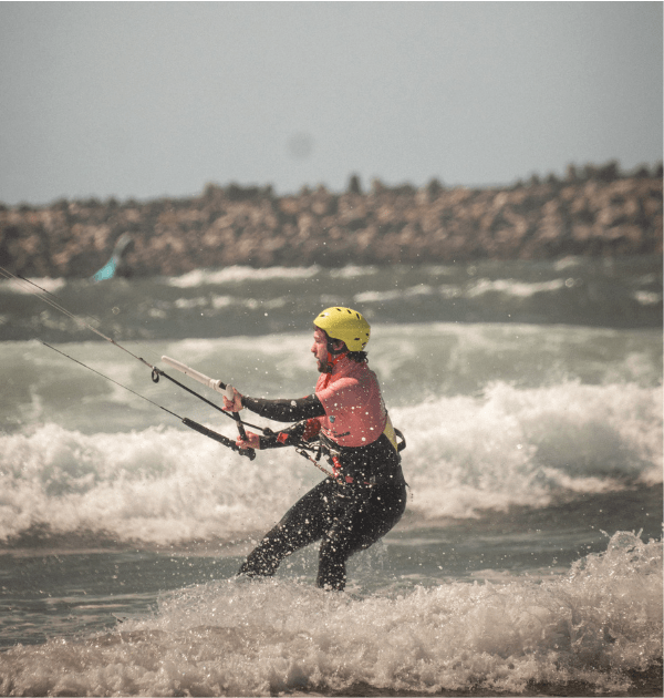 learnig to kite on the sea